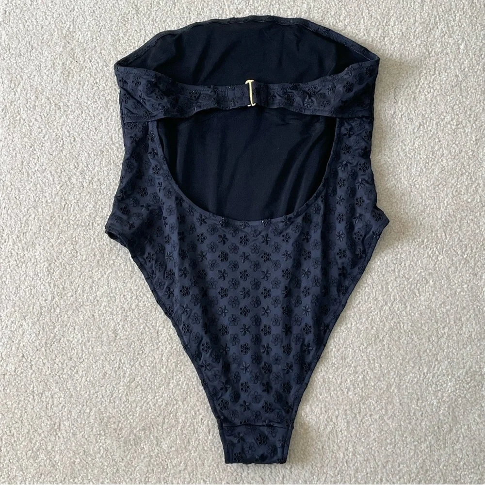 New! Pink x Frankie’s Bikini’s Francis one piece eyelet Swimsuit 54075